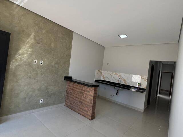 #001 - Casa para Venda em Sorocaba - SP