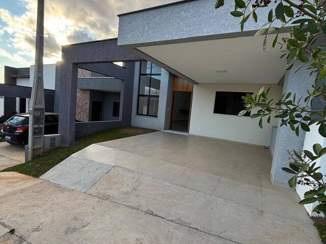 #27 - Casa em condomínio para Venda em Sorocaba - SP