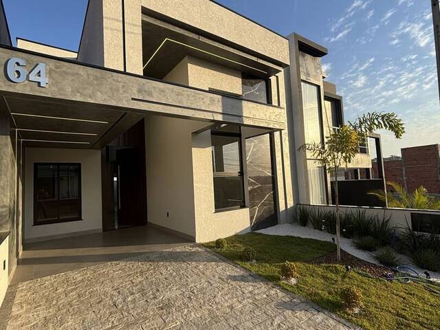 #42 - Casa para Venda em Sorocaba - SP - 2