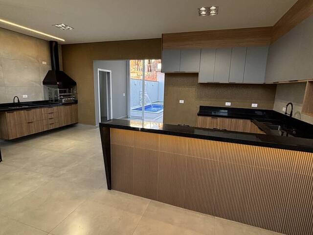 #43 - Casa para Venda em Sorocaba - SP - 2