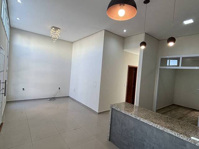 #46 - Casa para Venda em Sorocaba - SP - 2