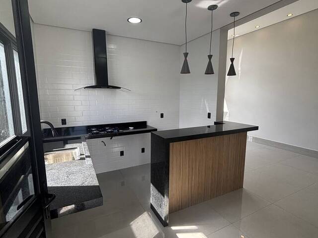 #88 - Casa para Venda em Hortolândia - SP - 2