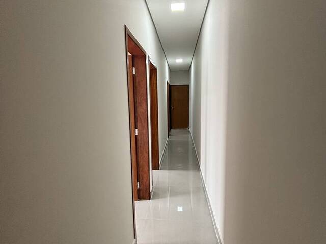 #98 - Casa para Venda em Hortolândia - SP - 2